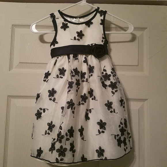American Princess Other - White and navy floral dress